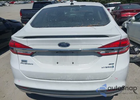 2018 Ford Fusion Hybrid Se из США, поврежденный, VIN 3FA6P0LU1JR137976
